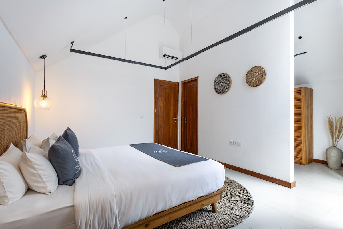 Premier Umalas 17 — Bedroom 2 photo 5