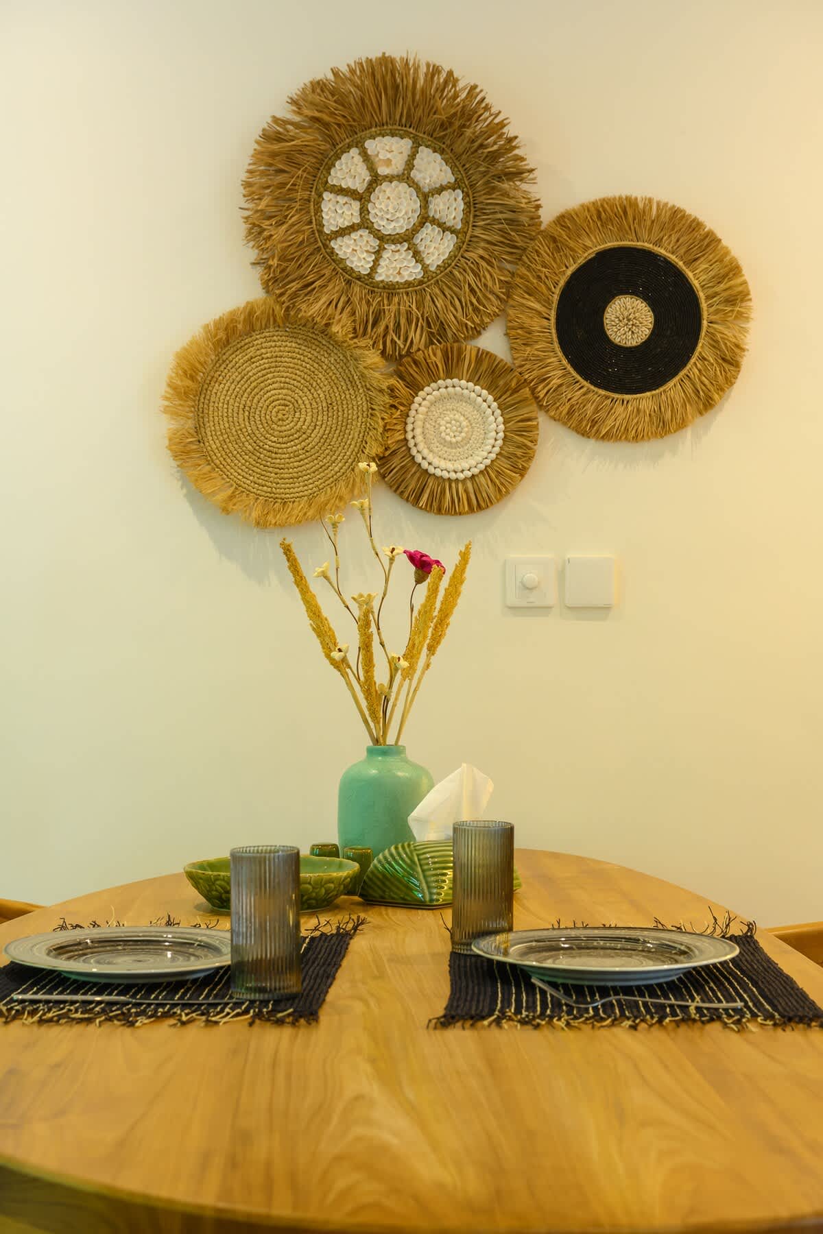 Stylish 2BR Pool Townhouse in Sanur — Dining area photo 3
