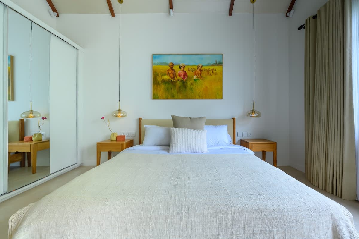 Stylish 2BR Pool Townhouse in Sanur — Bedroom 1 photo 1
