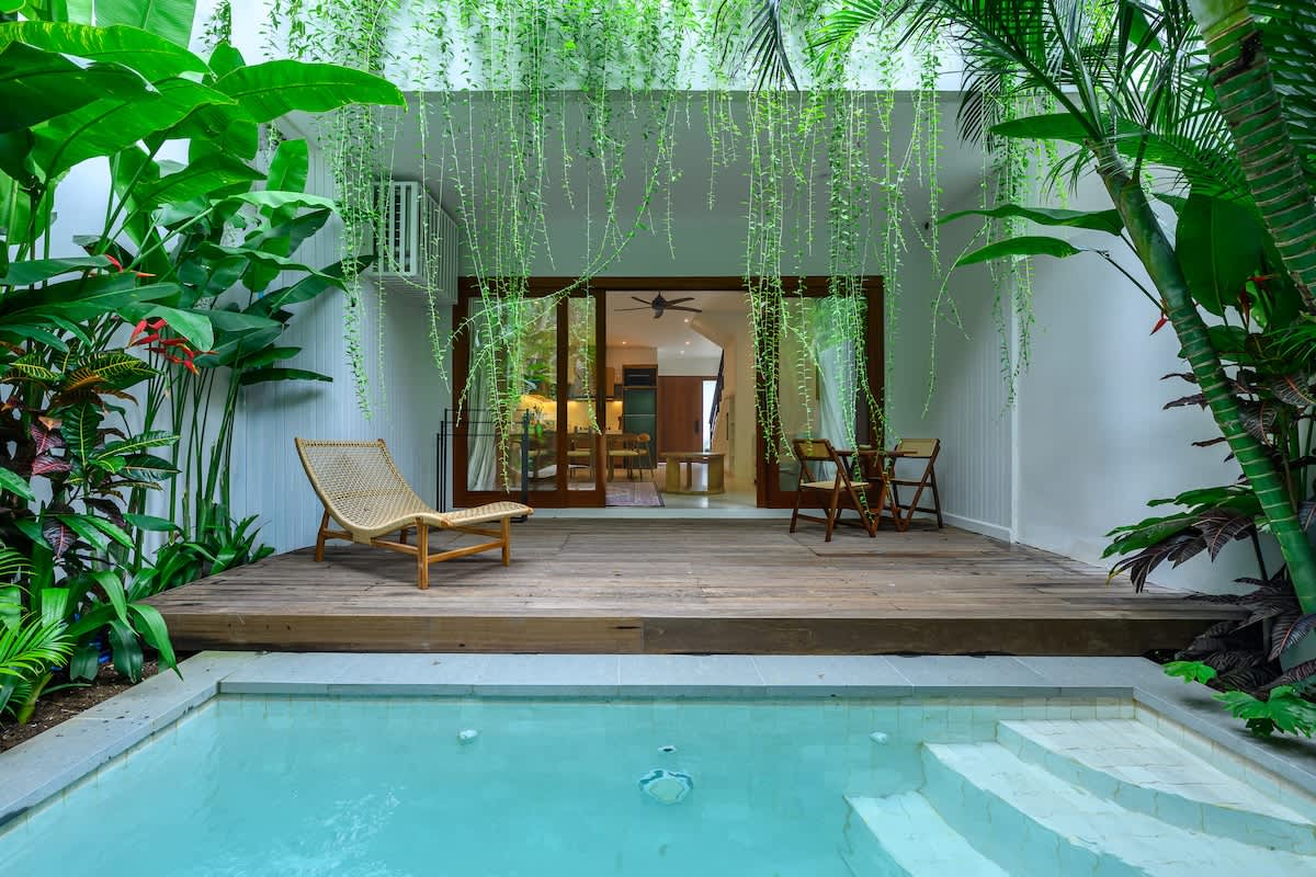 Stylish 2BR Pool Townhouse in Sanur — Sanur, Bali